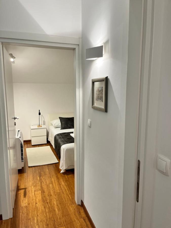 Sky - Beautiful Rooftop Apartment With Shared Pool Split Kültér fotó