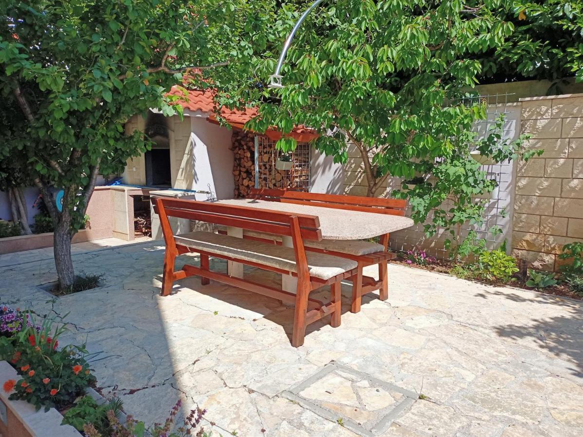 Sky - Beautiful Rooftop Apartment With Shared Pool Split Kültér fotó
